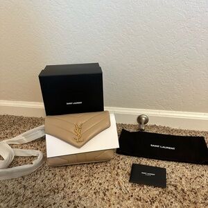 Saint Laurent Toy Loulou Matelassé Leather Shoulder Bag